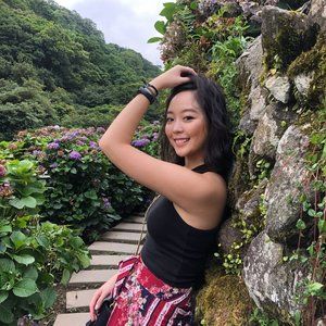 Meet your Posher, Rebecca